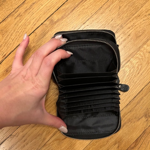 Wallet - Picture 6 of 6